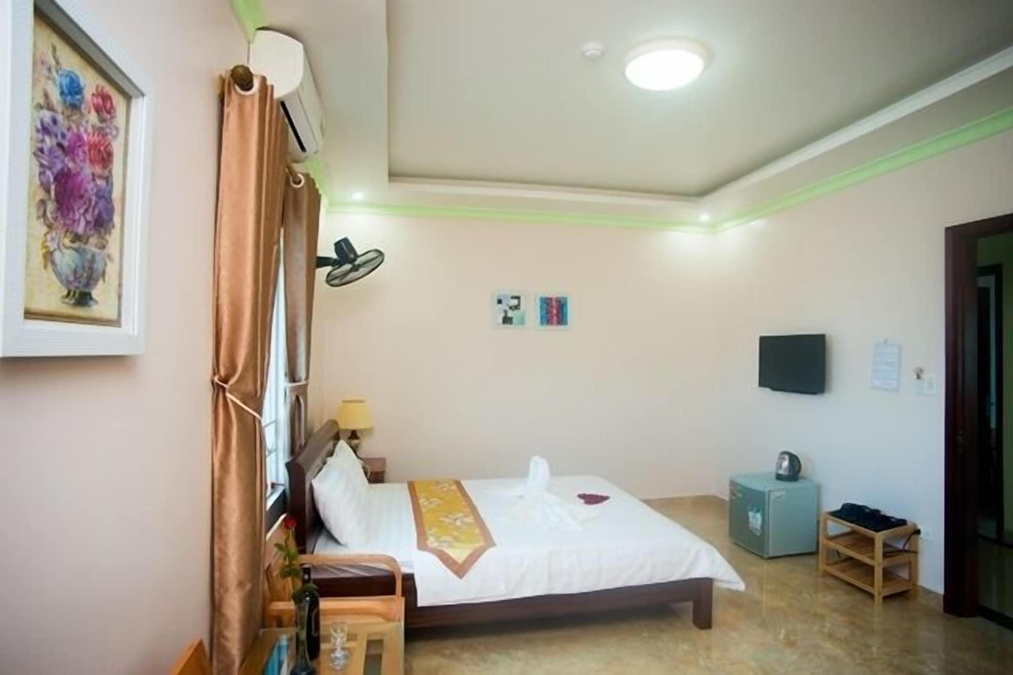 An Tien Hotel Hai Phong Bagian luar foto